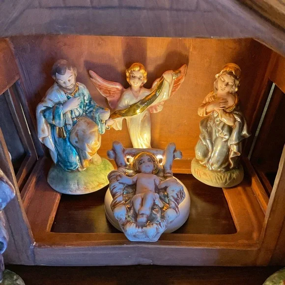 Vintage Atlantic Mold Nativity Manger Scene, 21-Piece, 1970 Ceramic Set